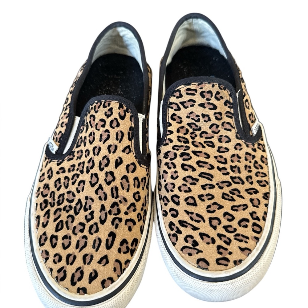 Vans Classic slip on sneakers in leopard print